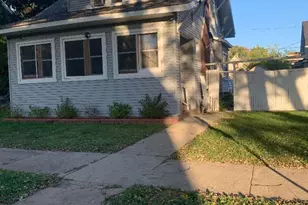 378 S Evergreen Ave, Kankakee, IL 60901 - Photo 1