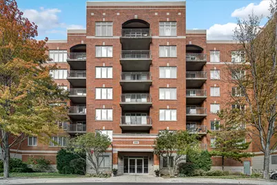 390 S Western Avenue #604, Des Plaines, IL 60016 - Photo 1