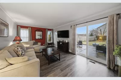 2482 Hedge Row Drive, Aurora, IL 60502 - Photo 15