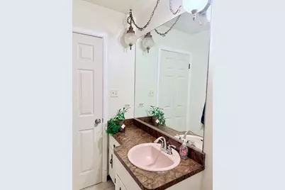 18136 Oakwood Avenue, Lansing, IL 60438 - Photo 7