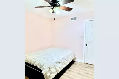 18136 Oakwood Avenue, Lansing, IL 60438 - Photo 5