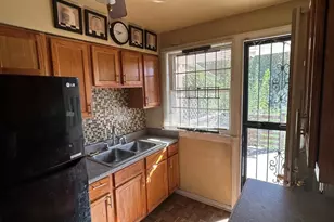 519 E 109th St, Chicago, IL 60628 - Photo 3