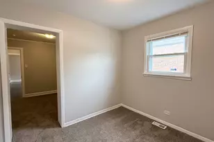 5245 S Mayfield Ave, Chicago, IL 60638 - Photo 23