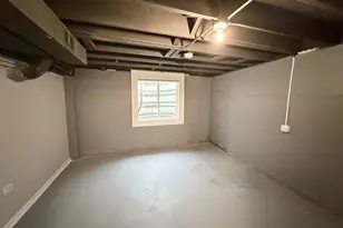 18905 Park Ave, Lansing, IL 60438 - Photo 19