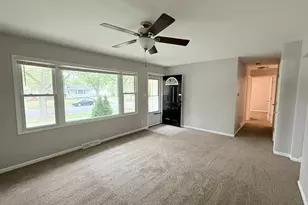 18905 Park Ave, Lansing, IL 60438 - Photo 5