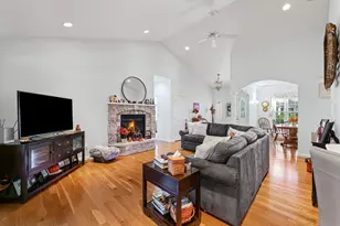 512 Prairie Ln Dr, Monticello, IL 61856 - Photo 13