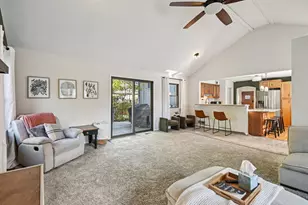 694 S York St, Elmhurst, IL 60126 - Photo 15