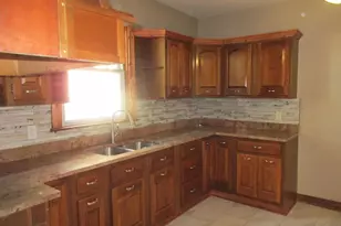 369 S Chicago Ave, Kankakee, IL 60901 - Photo 15