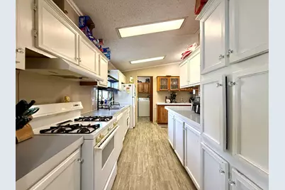 14 Saint Michaels Drive, Bourbonnais, IL 60914 - Photo 7