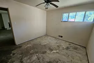 1647 Shirley Dr, Calumet City, IL 60409 - Photo 17