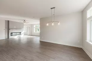 68 Kloe Ln, Sycamore, IL 60178 - Photo 3