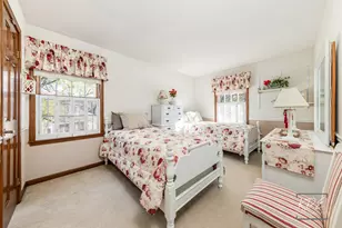 923 Tim Tam Cir, Naperville, IL 60540 - Photo 15