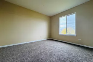 408 Clifton Ln, Bolingbrook, IL 60440 - Photo 15