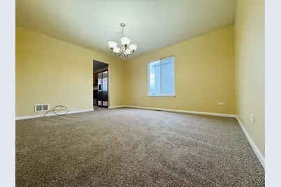 408 Clifton Lane, Bolingbrook, IL 60440 - Photo 5