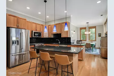 1225 W Carmen Avenue #2N, Chicago, IL 60640 - Photo 11