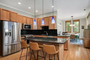 1225 W Carmen Ave, Chicago, IL 60640 - Photo 11