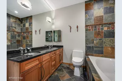 1225 W Carmen Avenue #2N, Chicago, IL 60640 - Photo 19