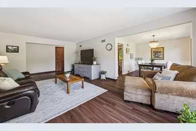 5873 Walnut Avenue, Downers Grove, IL 60516 - Photo 7