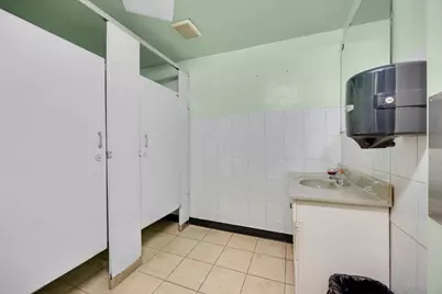 11610 S Western Avenue, Chicago, IL 60643 - Photo 13