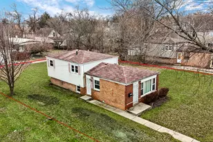 14911 Page Ave, Harvey, IL 60426 - Photo 3