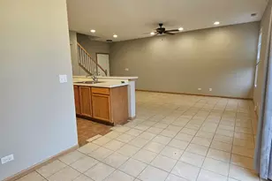 1530 Glacier Trail, Carpentersville, IL 60110 - Photo 9