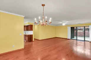 107 N Elm St, Champaign, IL 61820 - Photo 13