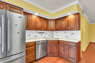 107 N Elm St, Champaign, IL 61820 - Photo 17