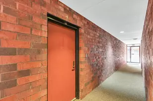 107 N Elm St, Champaign, IL 61820 - Photo 7