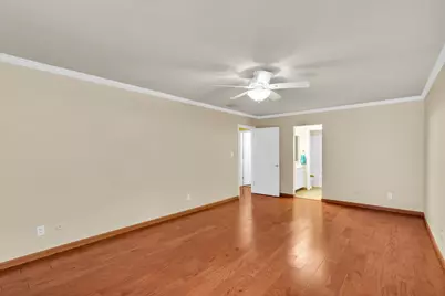 107 N Elm Street #108, Champaign, IL 61820 - Photo 19