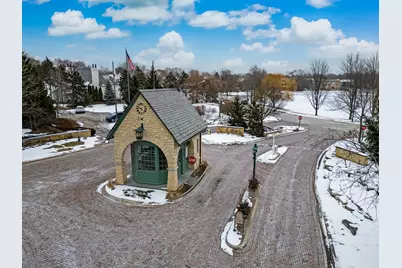 1751 Midwest Club Parkway, Oak Brook, IL 60523 - Photo 37