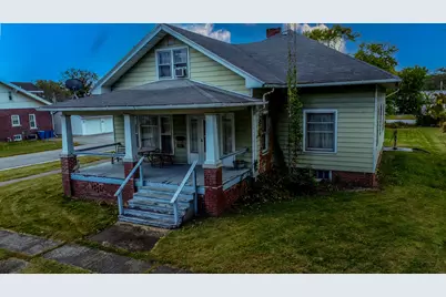 300 N Axtel Avenue, Milford, IL 60953 - Photo 3