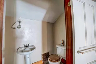 300 N Axtel Ave, Milford, IL 60953 - Photo 33