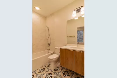 16 W 44th Street, Chicago, IL 60609 - Photo 17