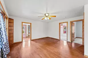 501 E McClelland St, Monticello, IL 61856 - Photo 9