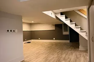 8505 S Vernon Ave, Chicago, IL 60619 - Photo 17