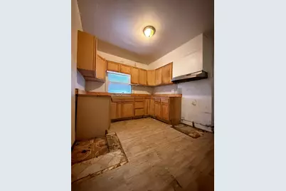 8505 S Vernon Avenue, Chicago, IL 60619 - Photo 9