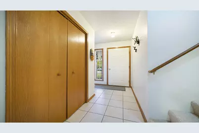 13116 Springhill Drive, Winnebago, IL 61088 - Photo 7