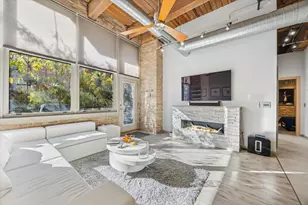 1500 W Monroe St, Chicago, IL 60607 - Photo 3