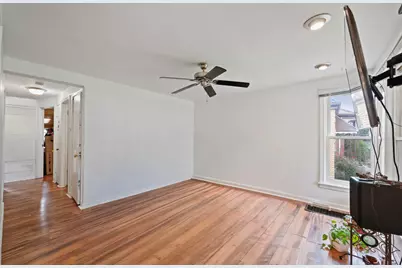 11342 S Avenue J, Chicago, IL 60617 - Photo 3