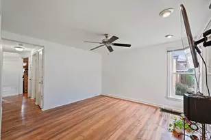 11342 S Ave J, Chicago, IL 60617 - Photo 3