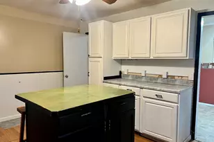 375 W Franklin St, Paxton, IL 60957 - Photo 11