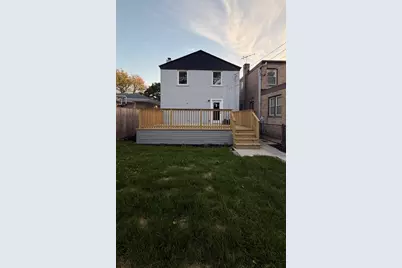 3024 W Fargo Avenue, Chicago, IL 60645 - Photo 3