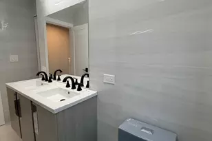 3024 W Fargo Ave, Chicago, IL 60645 - Photo 21