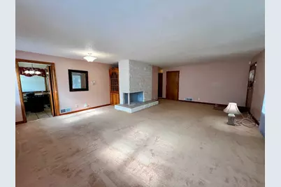 977 N Oakland Avenue, Decatur, IL 62522 - Photo 7