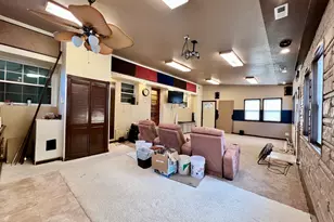 977 N Oakland Ave, Decatur, IL 62522 - Photo 45