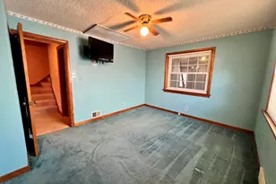 977 N Oakland Ave, Decatur, IL 62522 - Photo 19