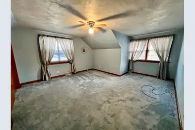 977 N Oakland Avenue, Decatur, IL 62522 - Photo 27