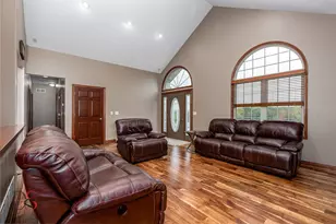 2834 E 2525th Rd, Marseilles, IL 61341 - Photo 13