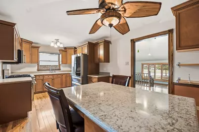 10912 Circle Drive, Palos Hills, IL 60465 - Photo 9