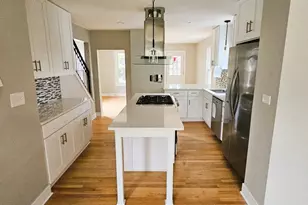 121 Fourth St, Libertyville, IL 60048 - Photo 7